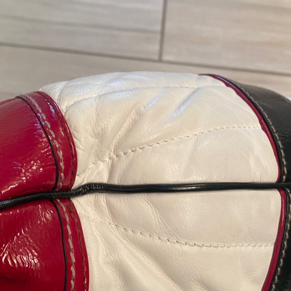 Vintage Gucci leather SNOW GLAM HOBO bag silver hardware  Red, White, and Black - Picture 5 of 15
